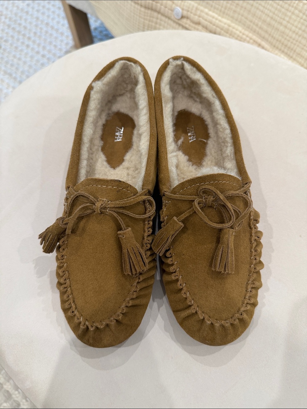 Zara Tan Suede Tassel Moccasins with Shearling Lining sz 6